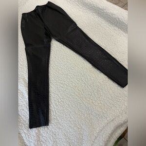 Forever 21 Black Textured Women Jeggings leather XS
